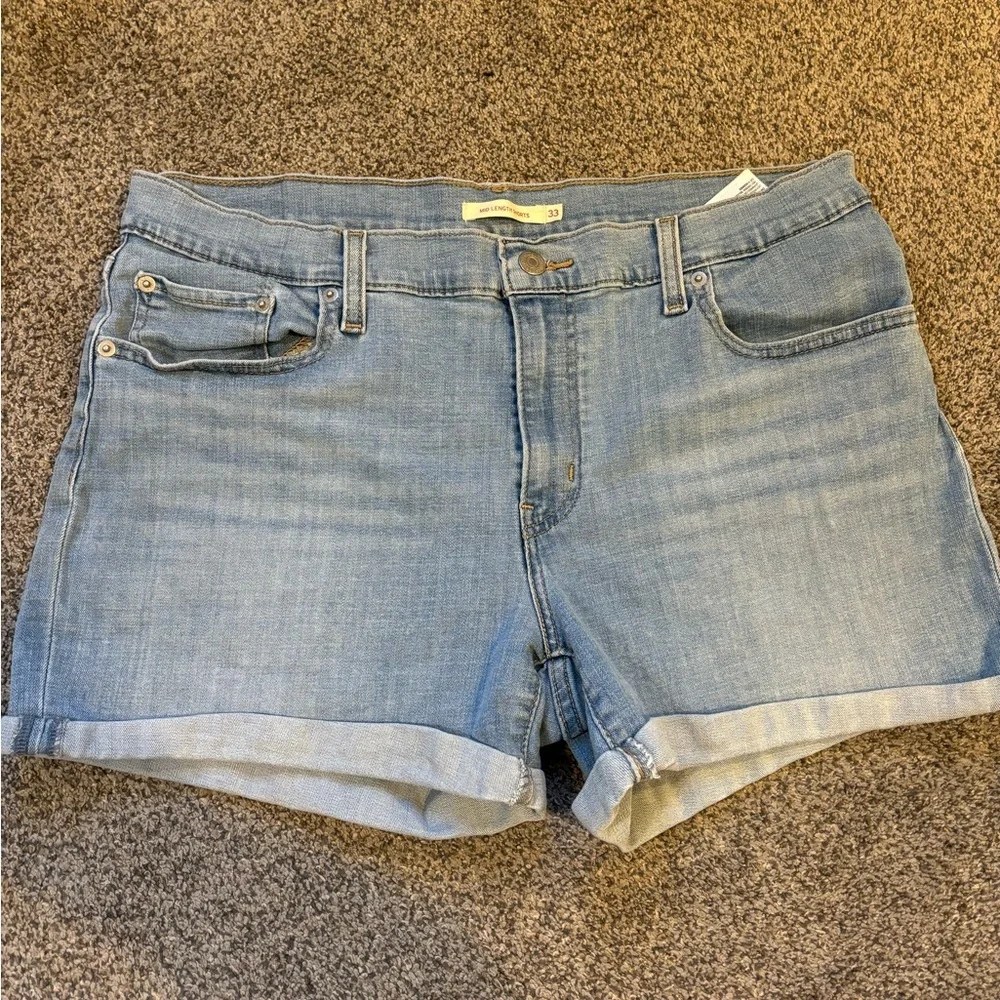 Levi’s Mid Length Shorts